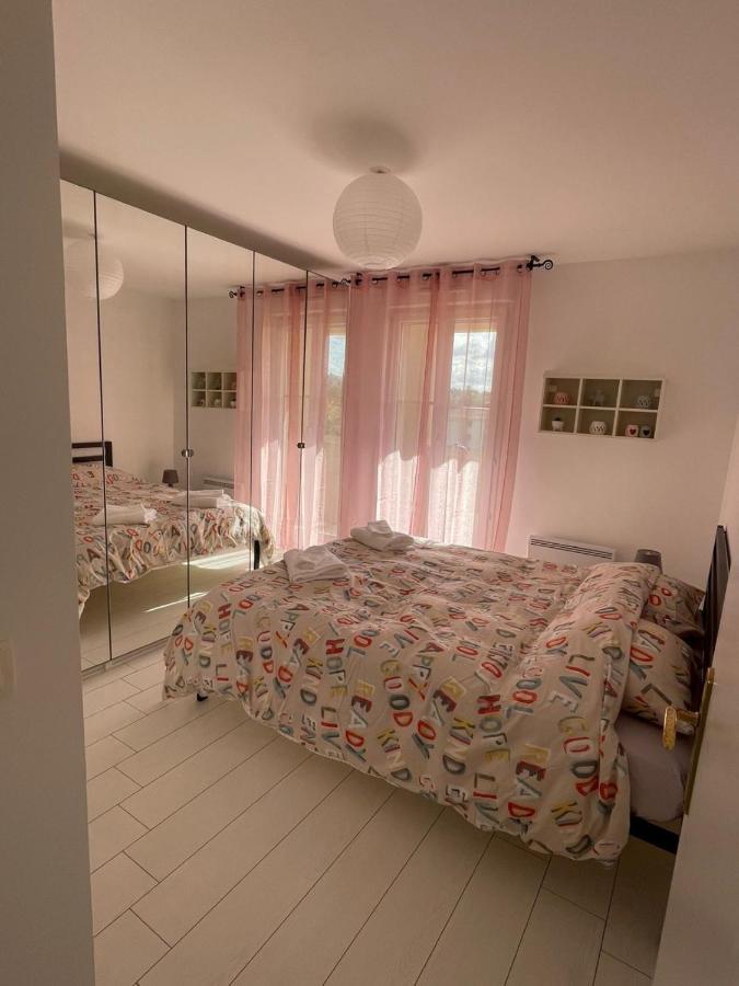 Charmant Appartement Duplex A 5Min De Disney. Magny-le-Hongre Exterior photo